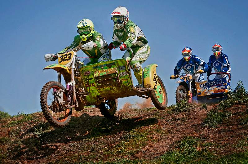 10-i03.jpg - Sidecar Scramble