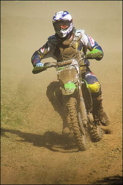 04-i04.jpg - Steeds Cup