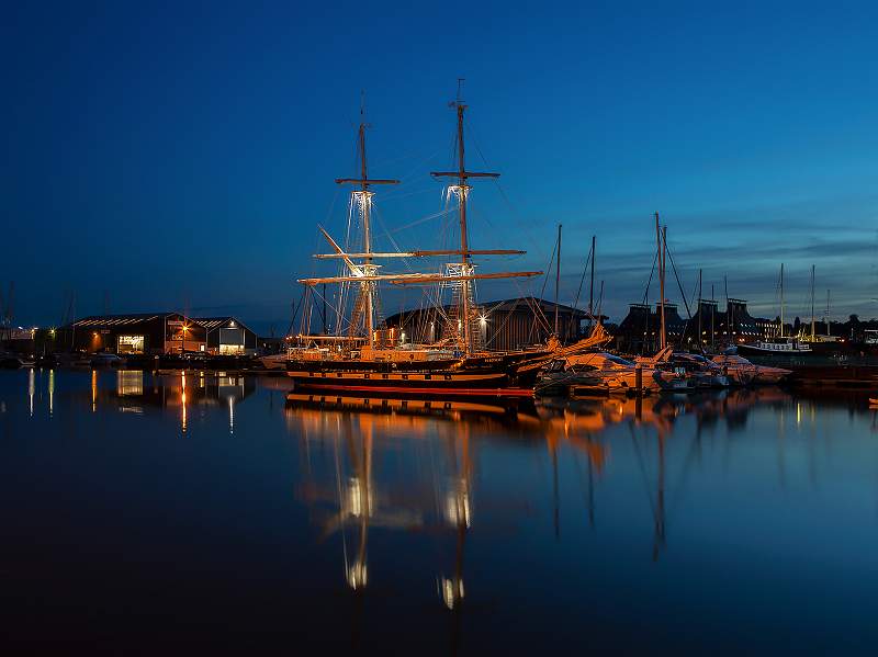 i1003.jpg - Training ship Ipswich 