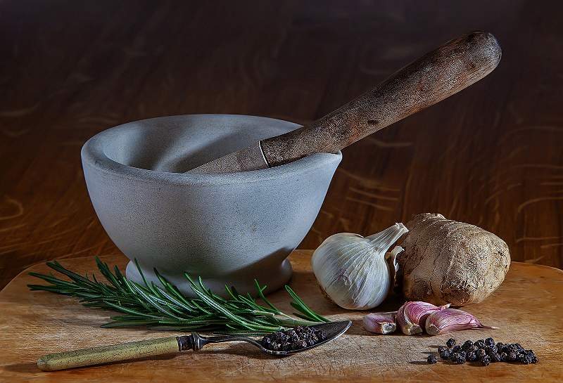 i1006.jpg - Spices and Herbs