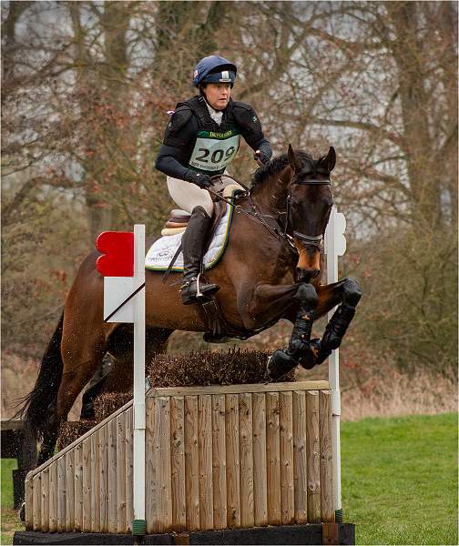 Pippa Funnell and Billy Beware_Kim Dewing.jpg