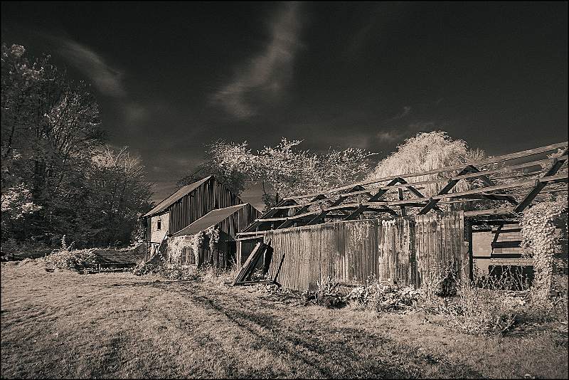 Derilict Pipe and Brick Works No 5.jpg - 2020 Holbrook