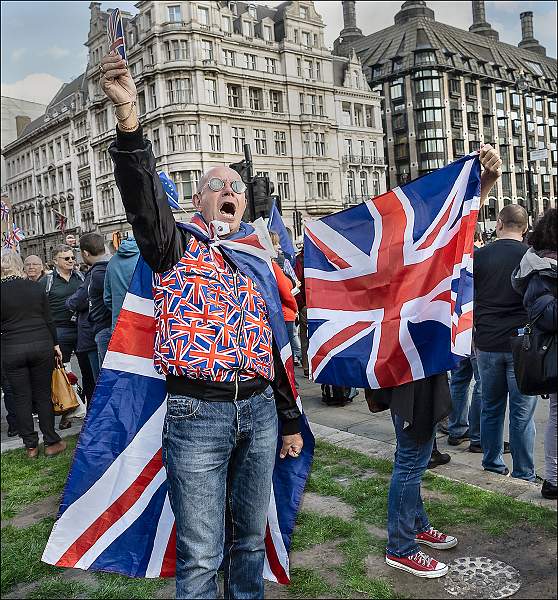 The Leaver - Pariament Square.jpg - The Leaver - Parliament Square