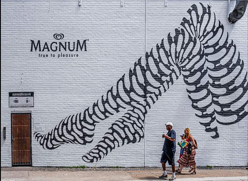 Stretching their legs.jpg - Set