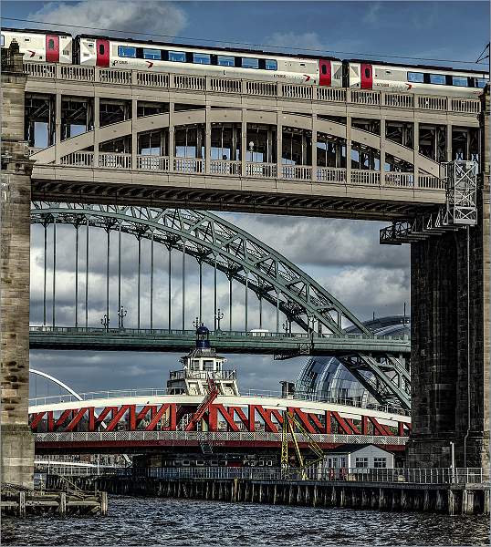 Bridges over the Tyne-Malcolm Bumstead-Set.jpg - Bridges-set subject