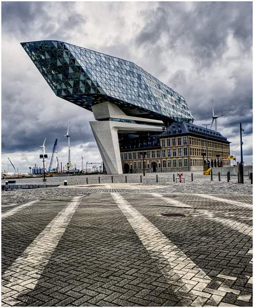 Anterp Harbour House_IainBlacklaw_Open.jpg - DPI 5 Shadows 22-23