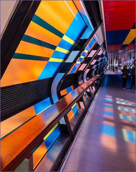 Canary Wharf Walkway_David Robinson_Open.jpg