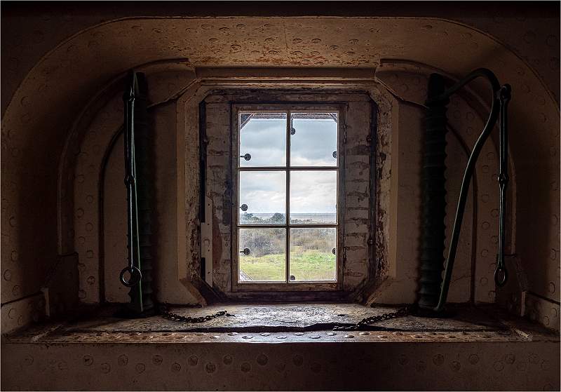 Looking out_Roger Hance_Set.jpg - 1st Digital Comp - Set 