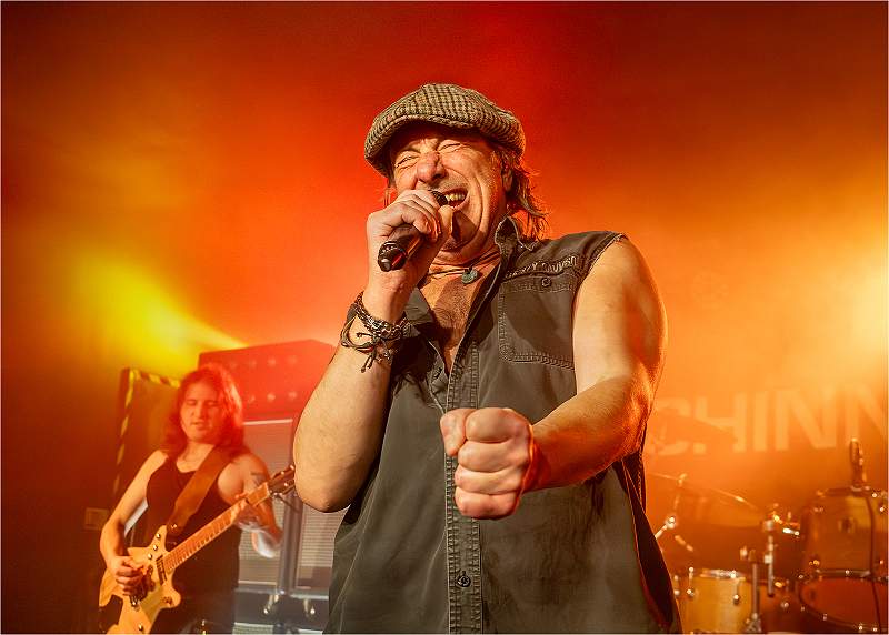 The Hard Rock Singer_Roger Hance_Open.jpg - 3rd DPI Comp - Open