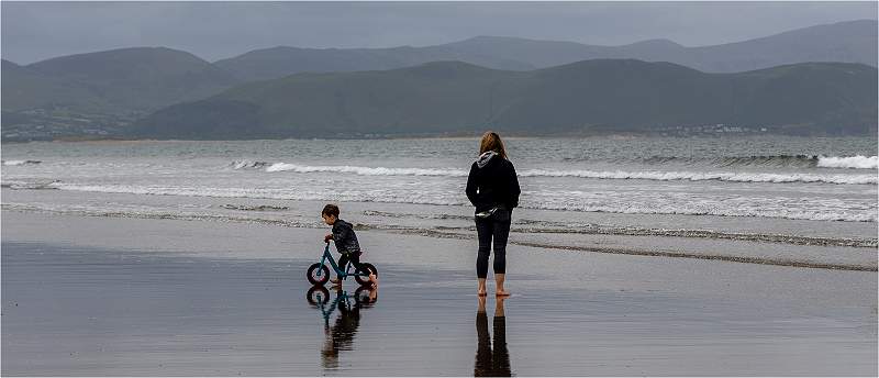 Tide Going Out_Sarah Potter_Set.jpg - DPI 5 - Set