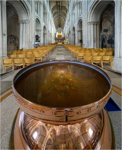 Water-filled Font_Matt Clarke_Set.jpg - Water-filled Font, Norwich Cathedral