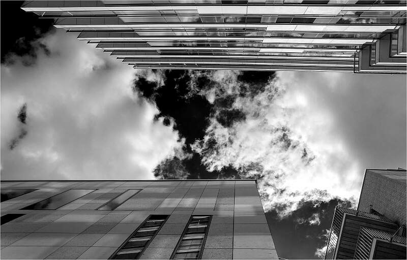 London Sky_Ian Lipman_open.jpg - Open