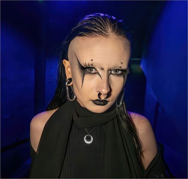 Louise_Roger Hance_Open.jpg - 2nd Digital Comp - Open 