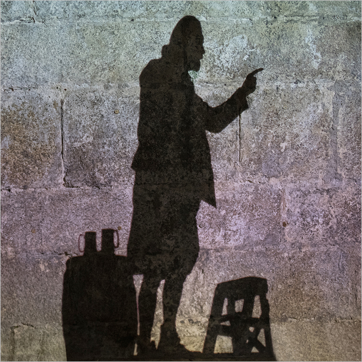 J'accuse_David Ryland_Set.jpg - IDPS