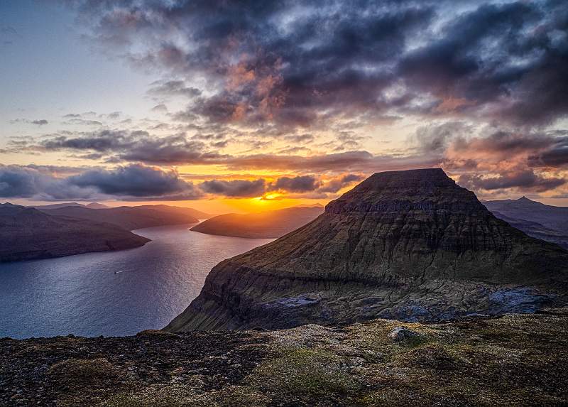 Pat Cobner Cup_Faroes Sunset_David Robinson ARPS.jpg