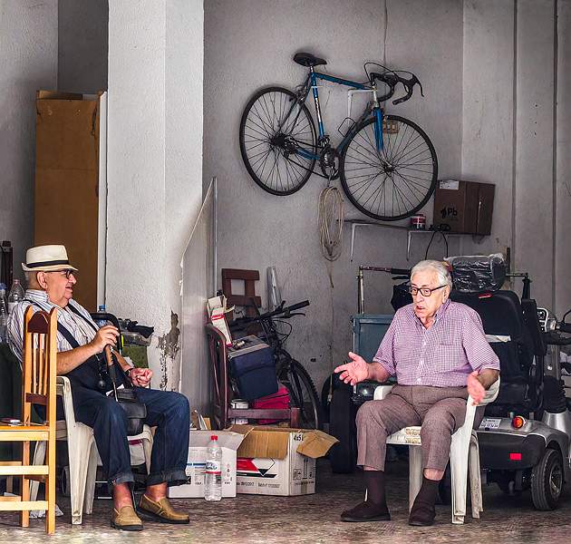 Eric Biddle Cup _It was this big_Peter Smith ARPS.jpg - It was this big