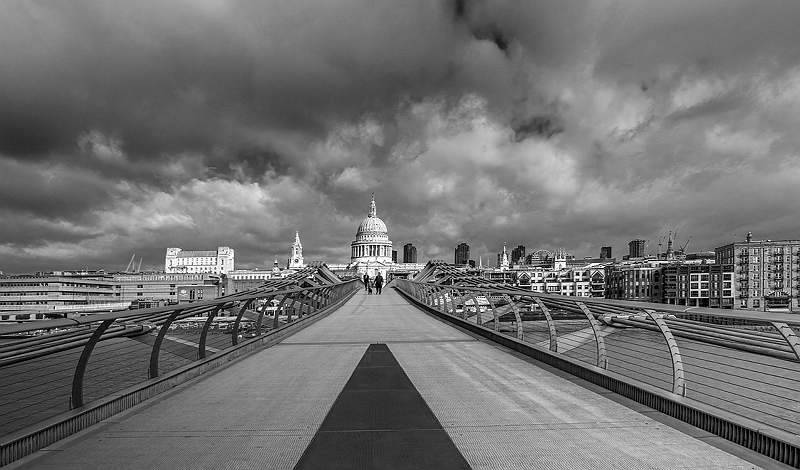 Millenium Bridge_Peter Smith ARPS.jpg - Millenium Bridge
