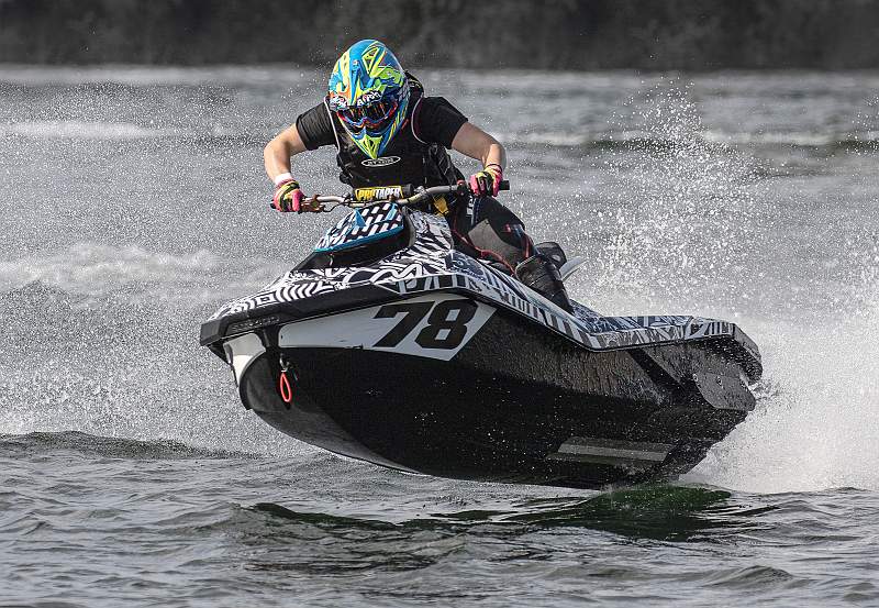 3 Luke Lucas in action_David Robinson ARPS.jpg