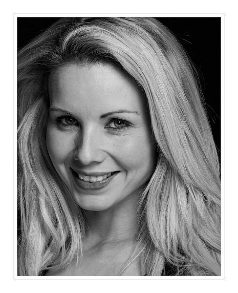 05 FIONA by David Ryland.jpg - Fiona York