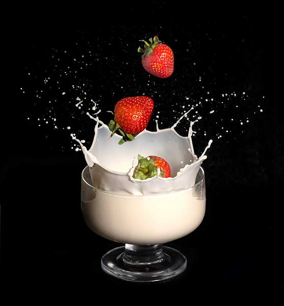 Strawberries-and-cream.jpg - mothly competition, open entered as a print