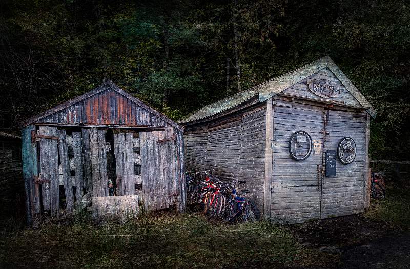 Peter Smith_Bike shed_Set.jpg - Bike shed