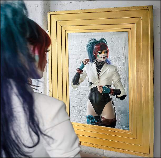 Girl in the Mirror_Roger Hance_Open.jpg - 5th Pront Comp - Open