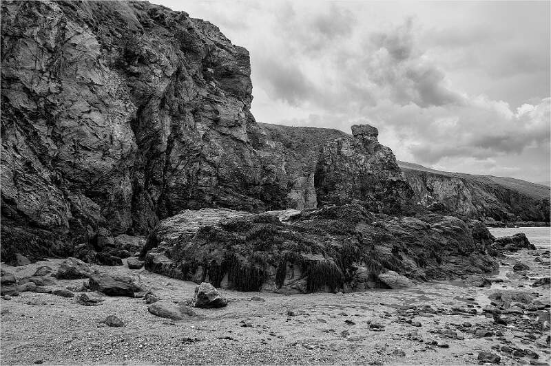 Holywell Bay_David Ryland_Open.jpg - POLDARK'S CAVE